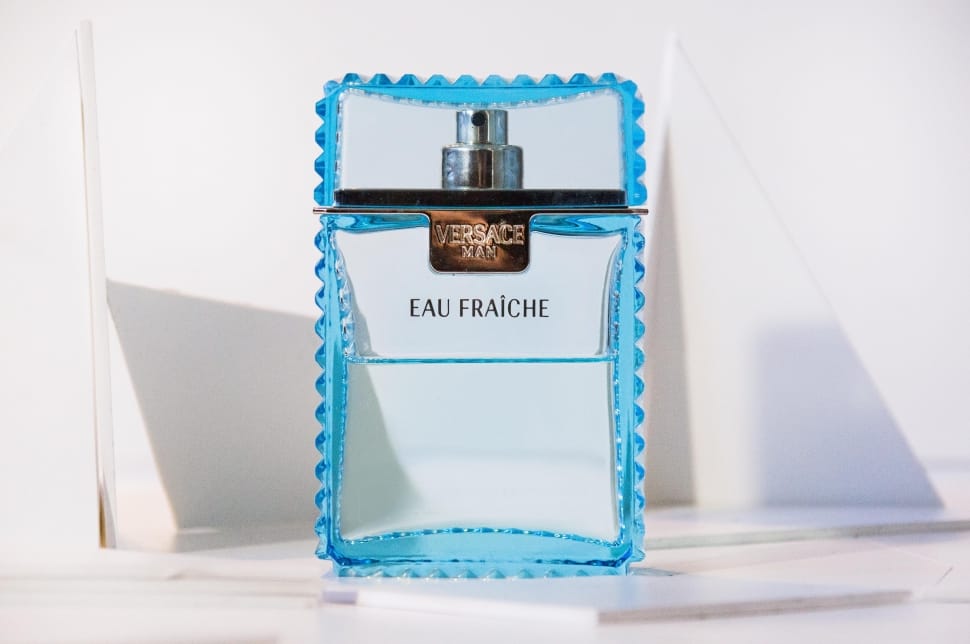 V čem jsou parfémy Versace tak unikátní?