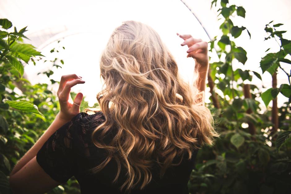 5 tipů, jak připravit vlasy na jaro
